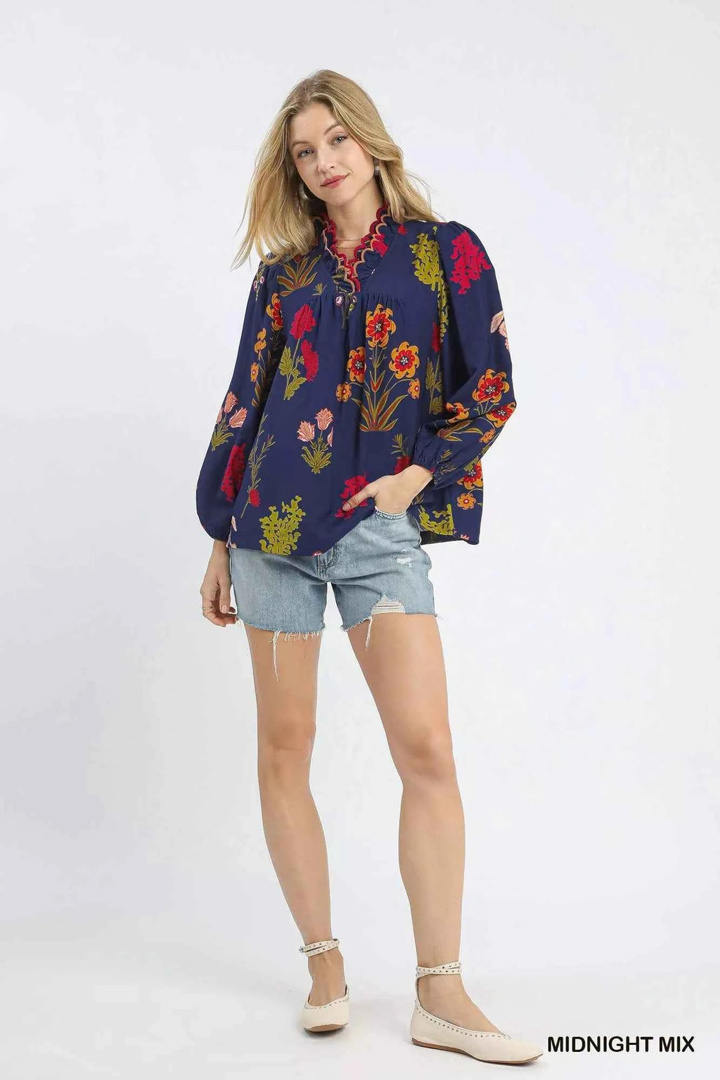 Umgee Flower Print Blouse with Scalloped Neckline f17cd63a-643e-4116-b801-c87f758ba256-Max-Origin