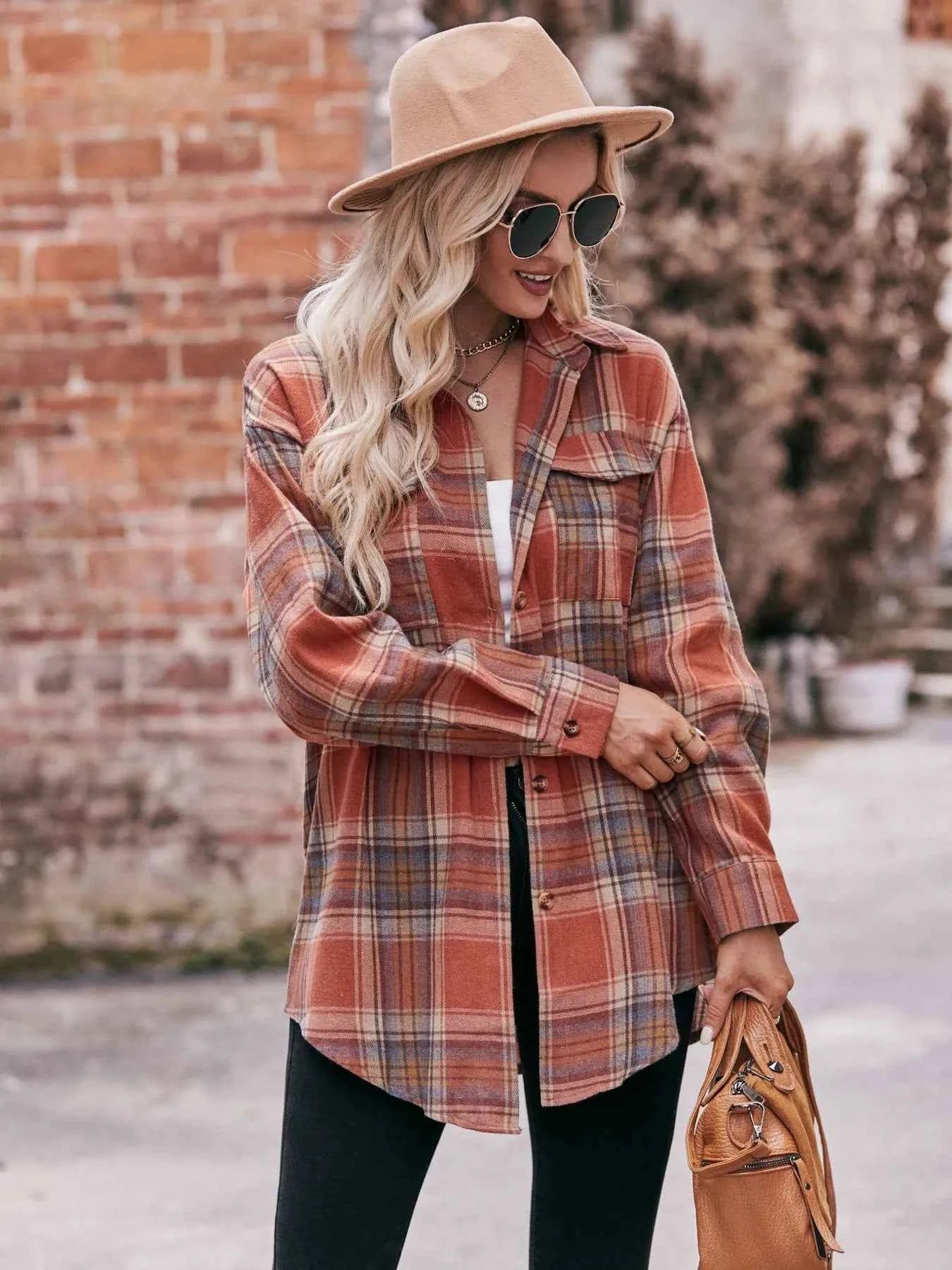 Plaid Button-Down Long Sleeve Shirt f1cb01e1fd504cf88207ceb7fbaad956-Max-Origin