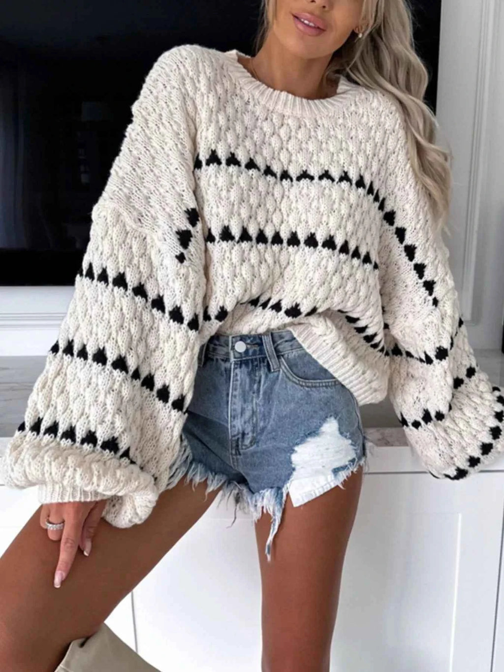 Chunky Knit Striped Sweater with Balloon Sleeves Apricot f2bc20ea-c58e-4dde-b946-d993374fba8f-Max-Origin