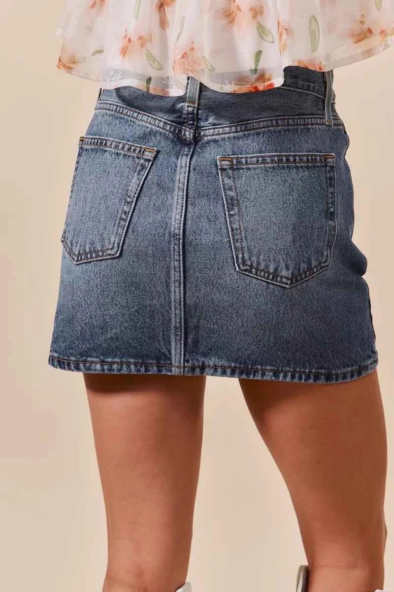 SO ME Washed Denim Mini Skirt with Pockets f3781104d5914d9782b2b304c490e8a4-Max-Origin