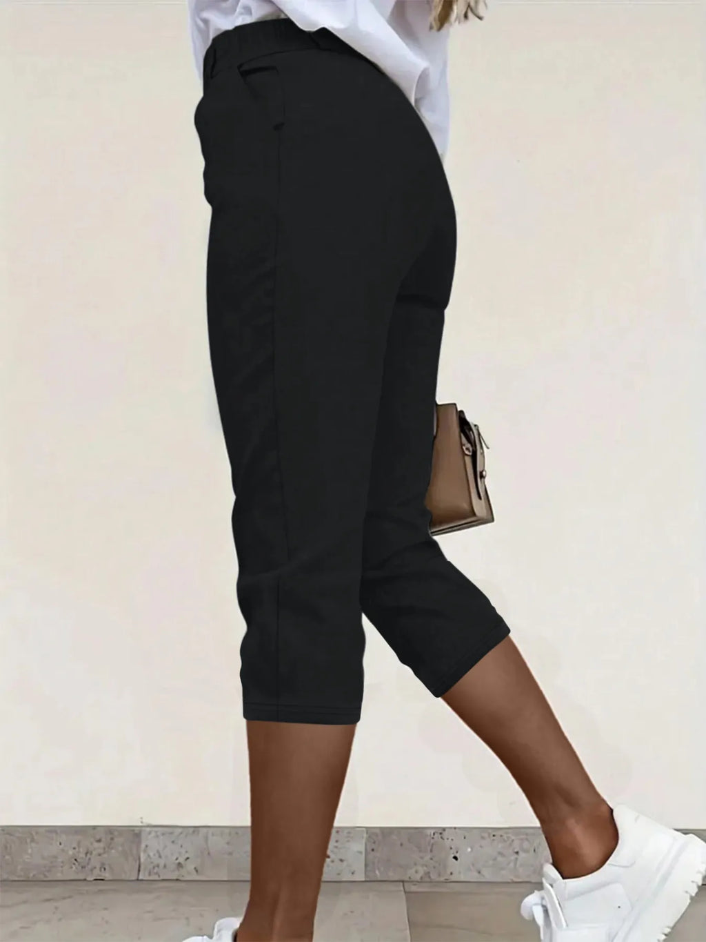 Pleated Detail Pants with Pockets f3ae3dec-a1ef-48c0-be40-52841113348d-Max-Origin