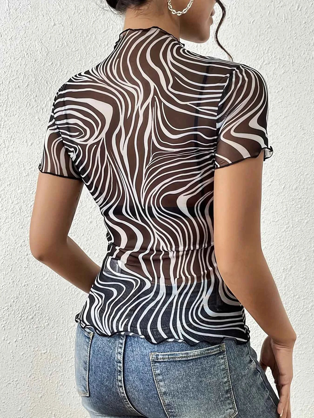 Psychedelic Wave Print Mock Neck T-Shirt f485b53080e847c183ff016fe2c5361d-Max-Origin