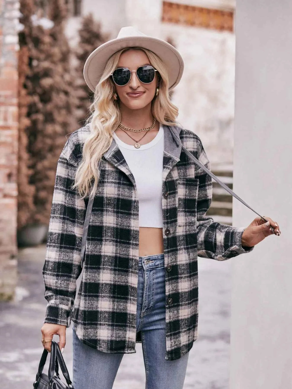 Oversized Plaid Button Up Shacket f55740ea-b3b5-4a57-9a84-ebe171ea491b-Max-Origin