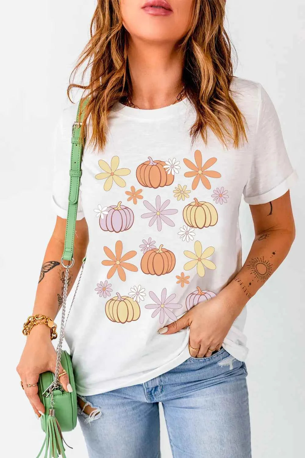 Pumpkin & Flower Round Neck Short Sleeve T-Shirt f63acfa8-e155-45bf-83c4-573ad744f4da-Max