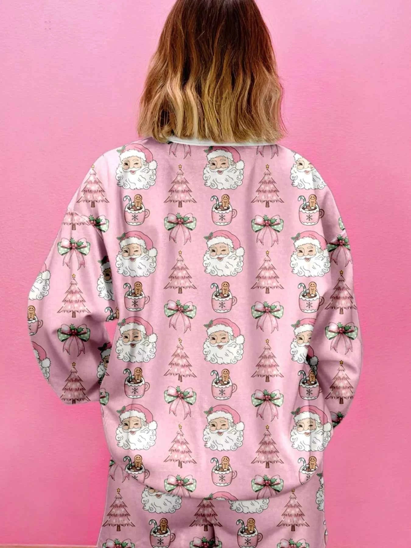 Christmas Santa Print Round Neck Top and Shorts Lounge Set f68724a2e1e142b59ec9dd8e9a2901b0-Max-Origin