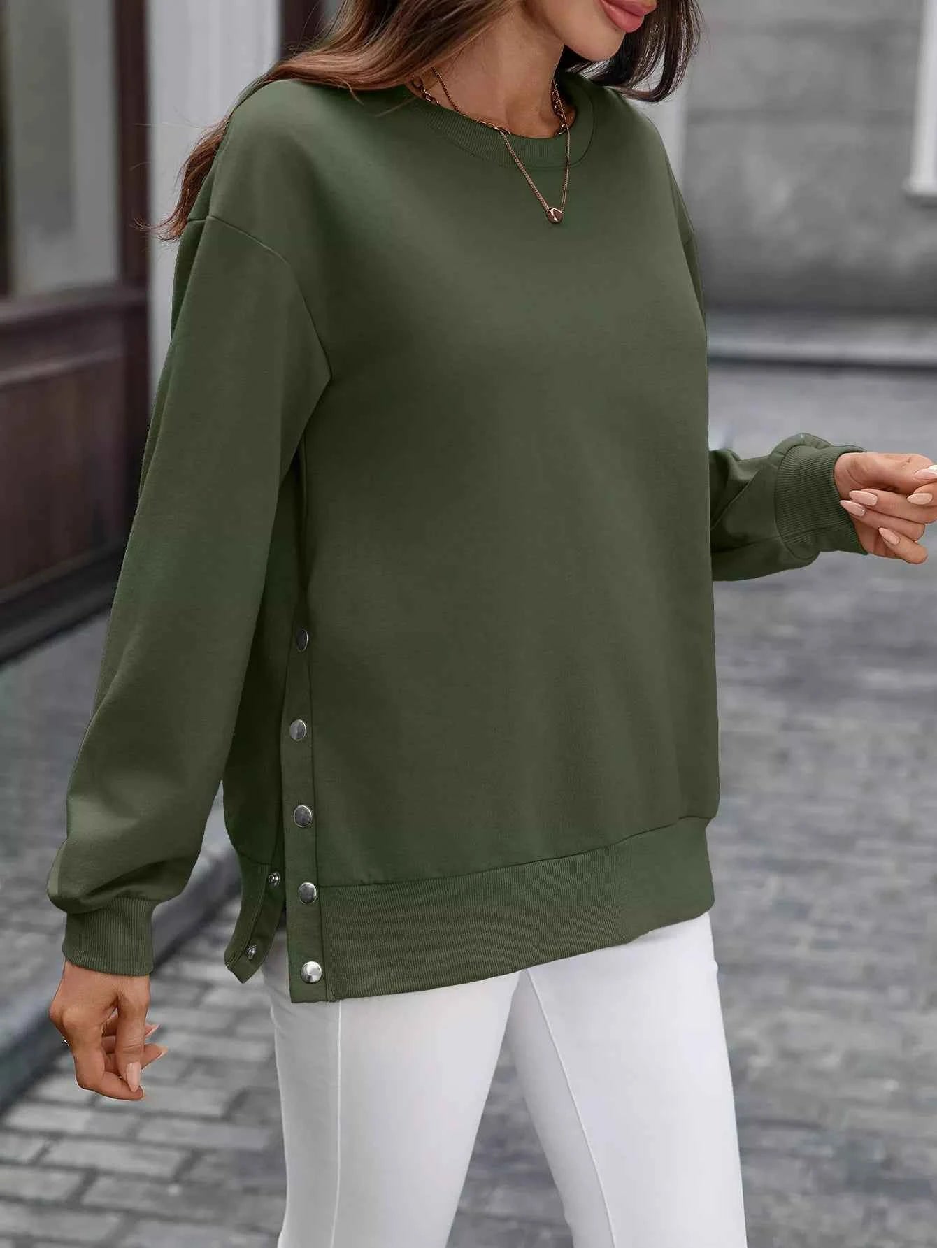 Side Snap Round Neck Sweatshirt f6a5f7b6-7c8f-4788-8689-fdaf42a1d007-Max-Origin