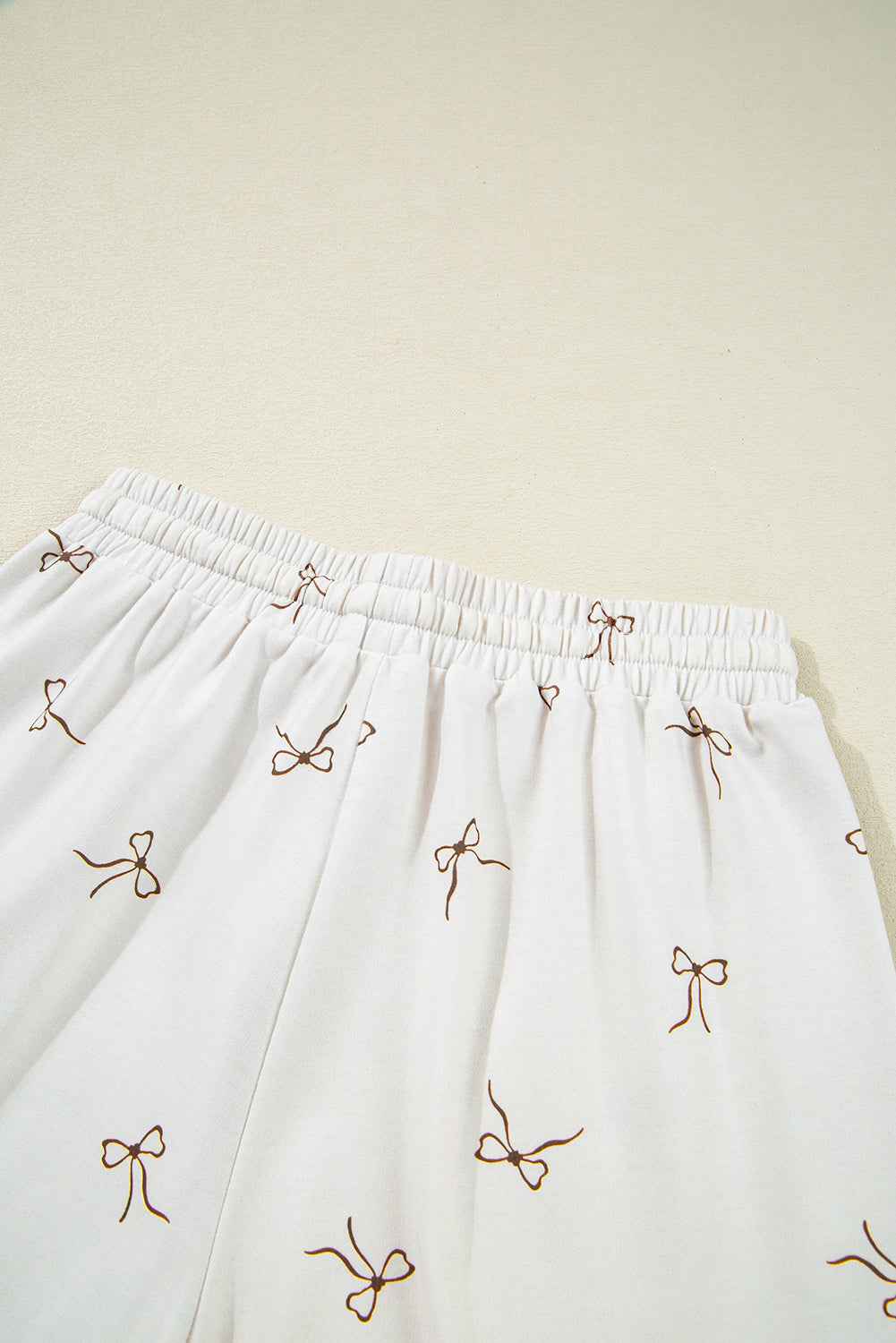 Beige Bow Print Half Zip Tank Top and Shorts Set f720a745a1193f85