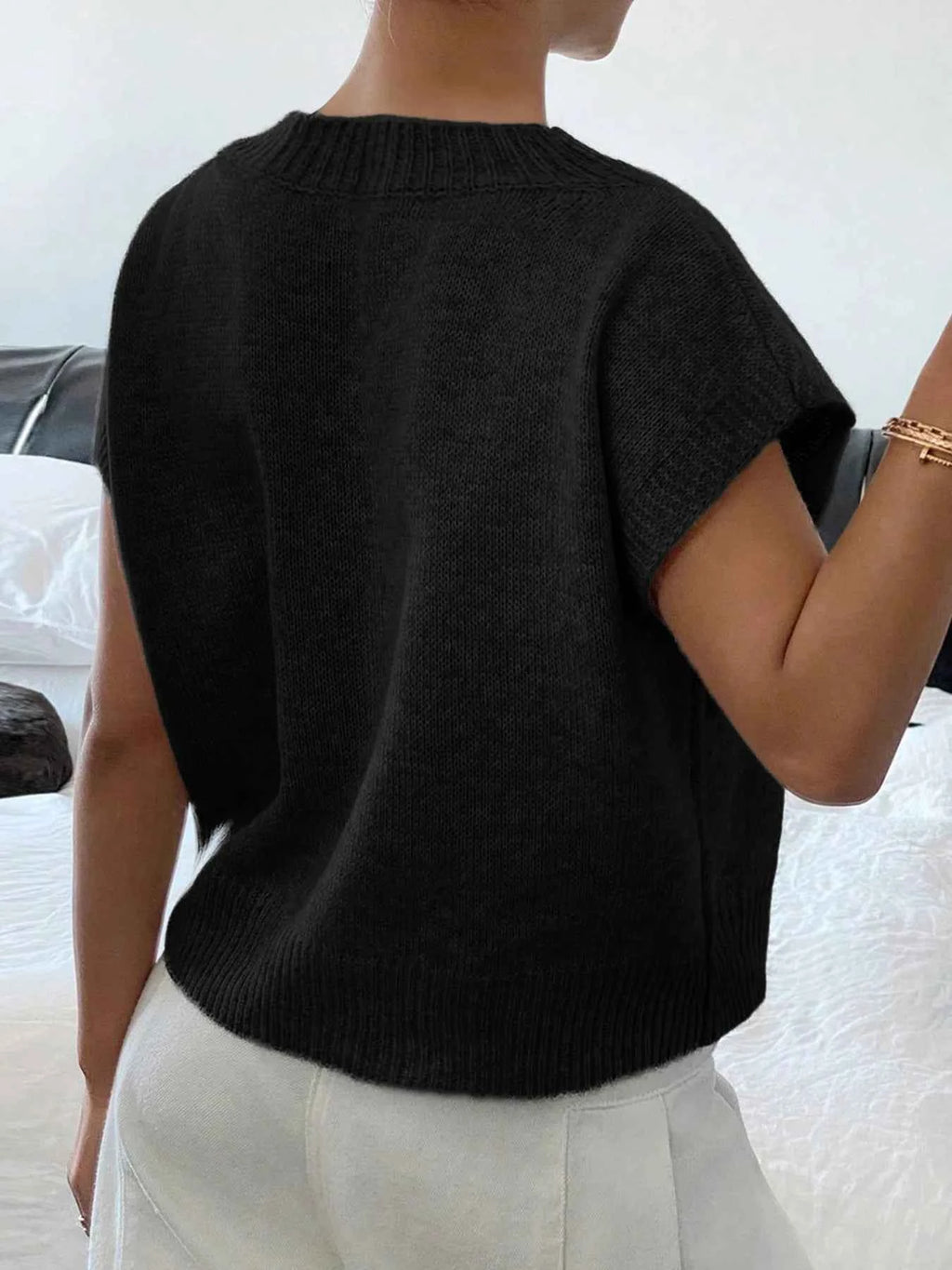 Ribbed Hem V-Neck Short Sleeve Sweater f7959aaf5c6b4de29922c633f571673c-Max-Origin