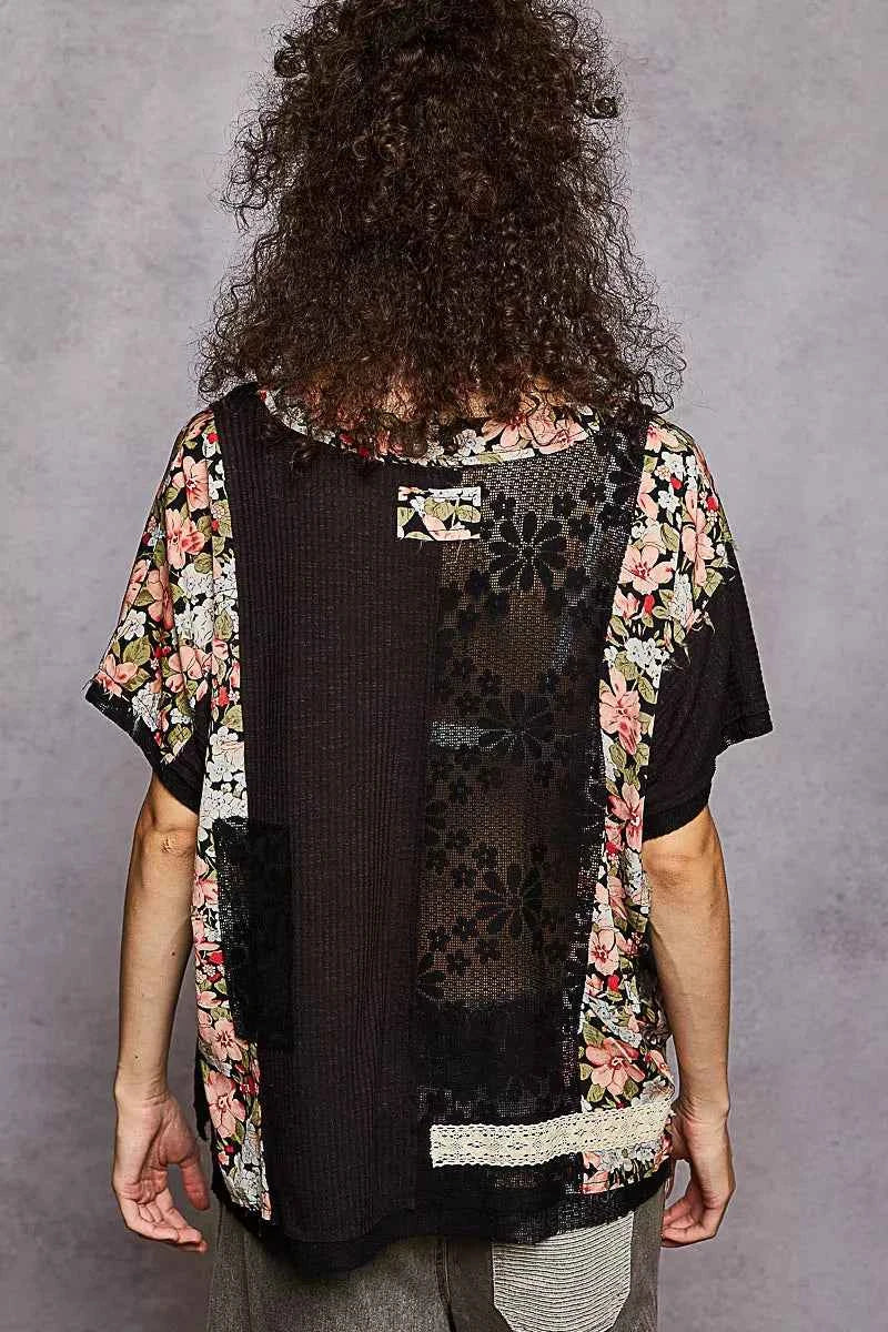 POL Lace Round Neck Short Sleeve Floral Pattern Top with Patch Detail f7b05b6f-8dbc-44aa-8e13-dfad5338818f-Max-Origin