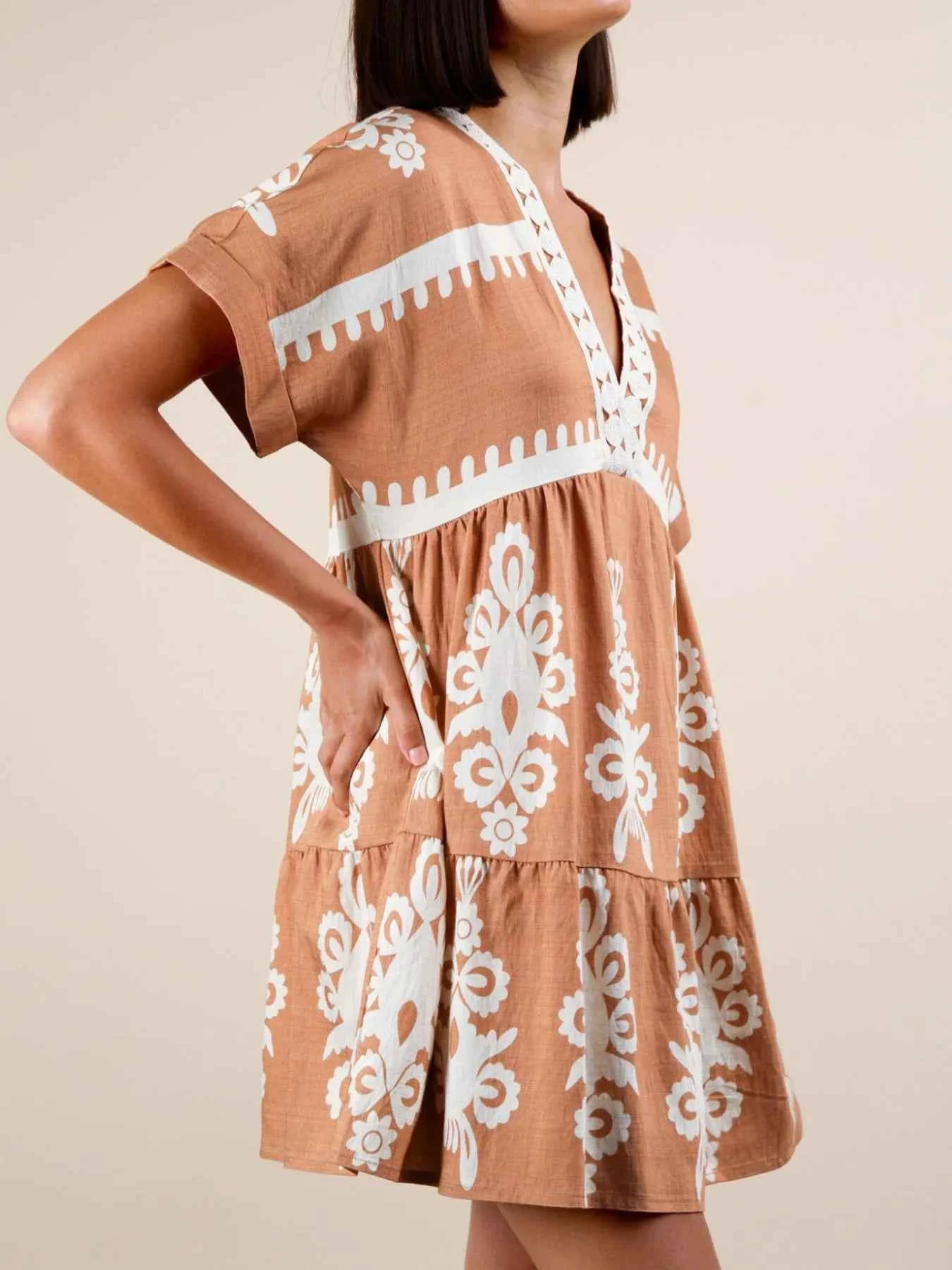 Printed V-Neck Short Sleeve Mini Dress f82dc9dd-1c85-4e10-872f-c551038e5366-Max-Origin