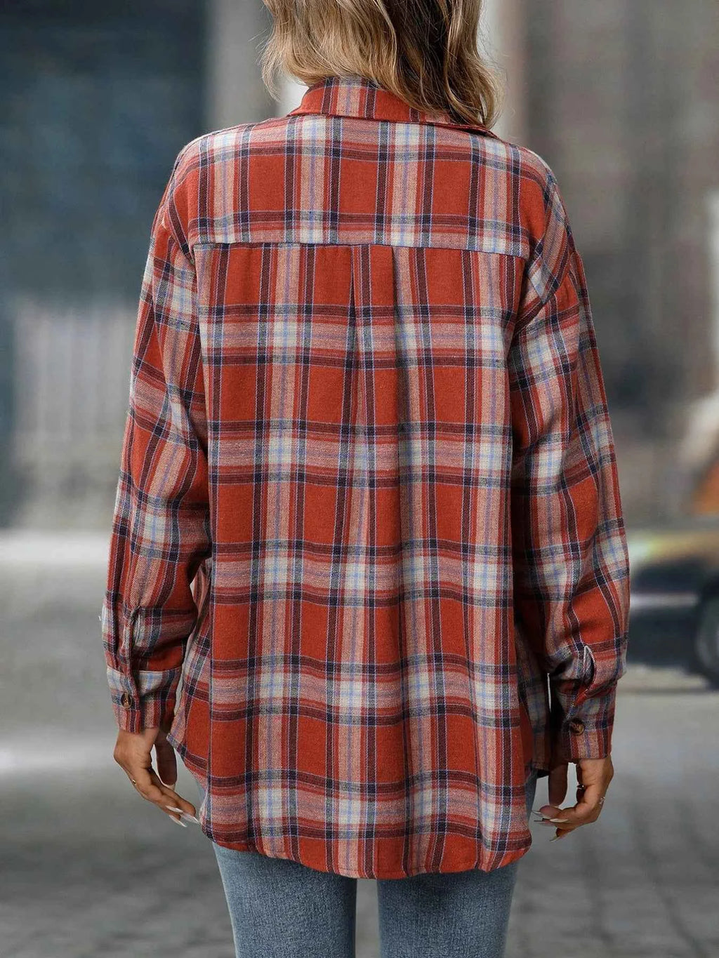 Plaid Button-Down Oversized Shirt f9bb7b11-201f-461d-9e66-2cbd57cd806d-Max-Origin