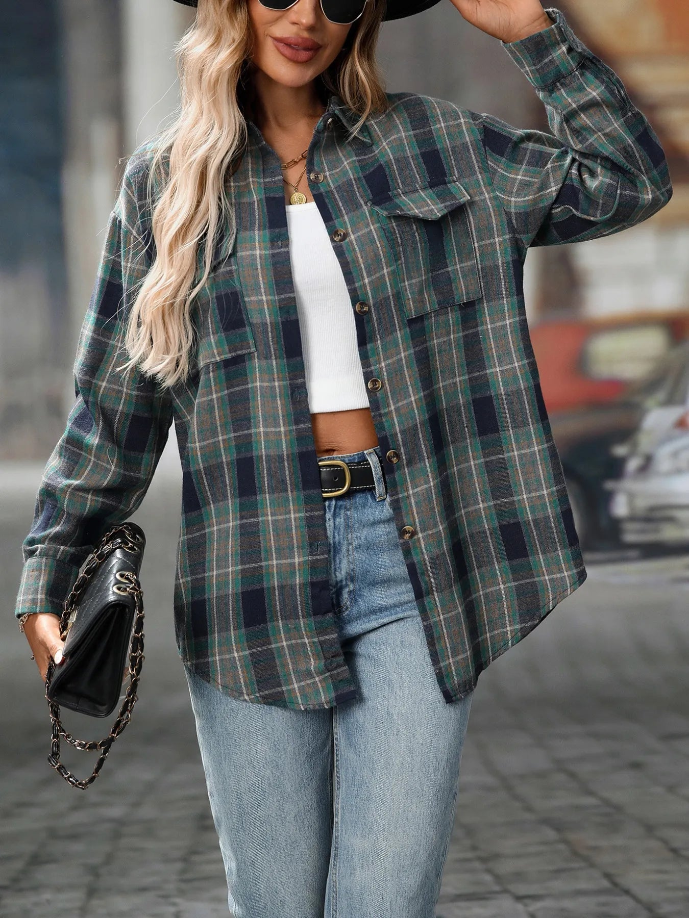 Oversized Plaid Button-Up Shirt f9f1471e-552d-452b-b983-408186b82266-Max-Origin