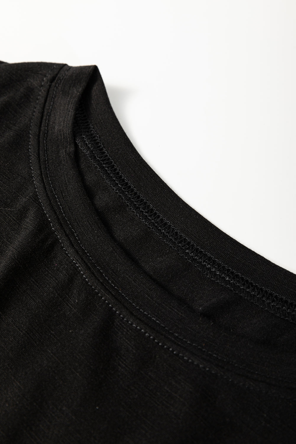 Black Floral Mesh Sleeve Fake Two-Piece Top fa38f99dd4c228e7