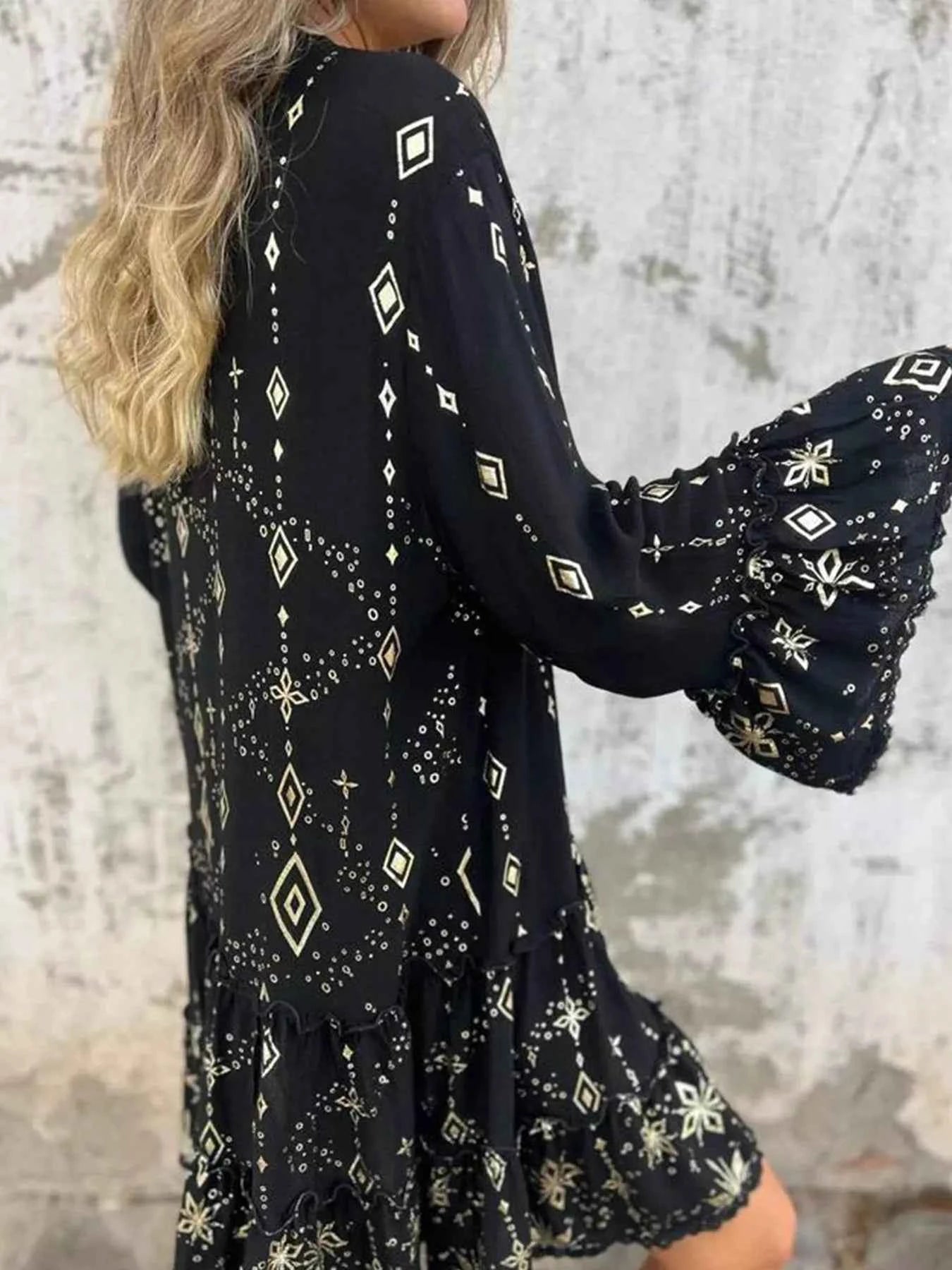 Full Size Printed Notched Flare Sleeve Dress Plus Size fad4f4c2006743a0824247ad2fcc33a5-Max-Origin