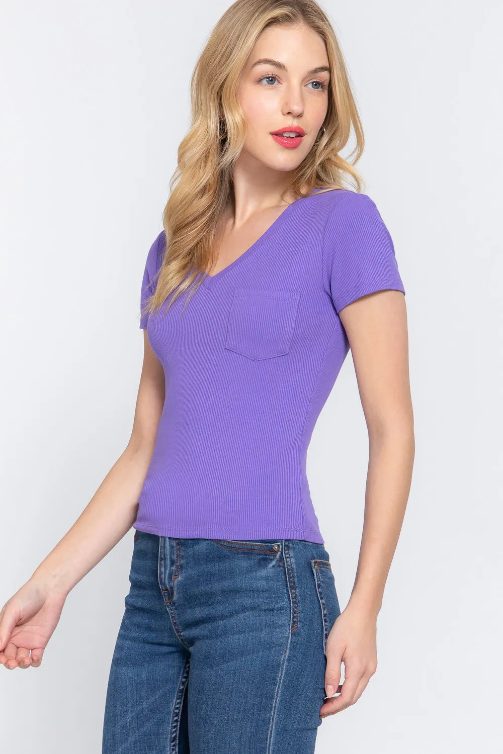 ACTIVE BASIC V-Neck Ribbed Short Sleeve Knit T-Shirt fb20f4f8-88f7-4659-9278-e89a189602c9-Max