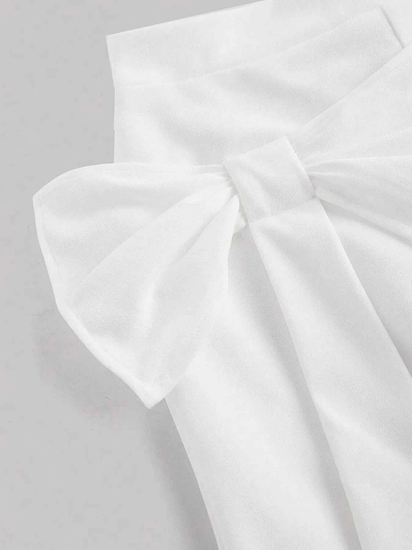 High-Waisted White Bow-Tie Wide Leg Pants fbecdaef-403c-4b96-99e1-5e39f497f2a6-Max-Origin