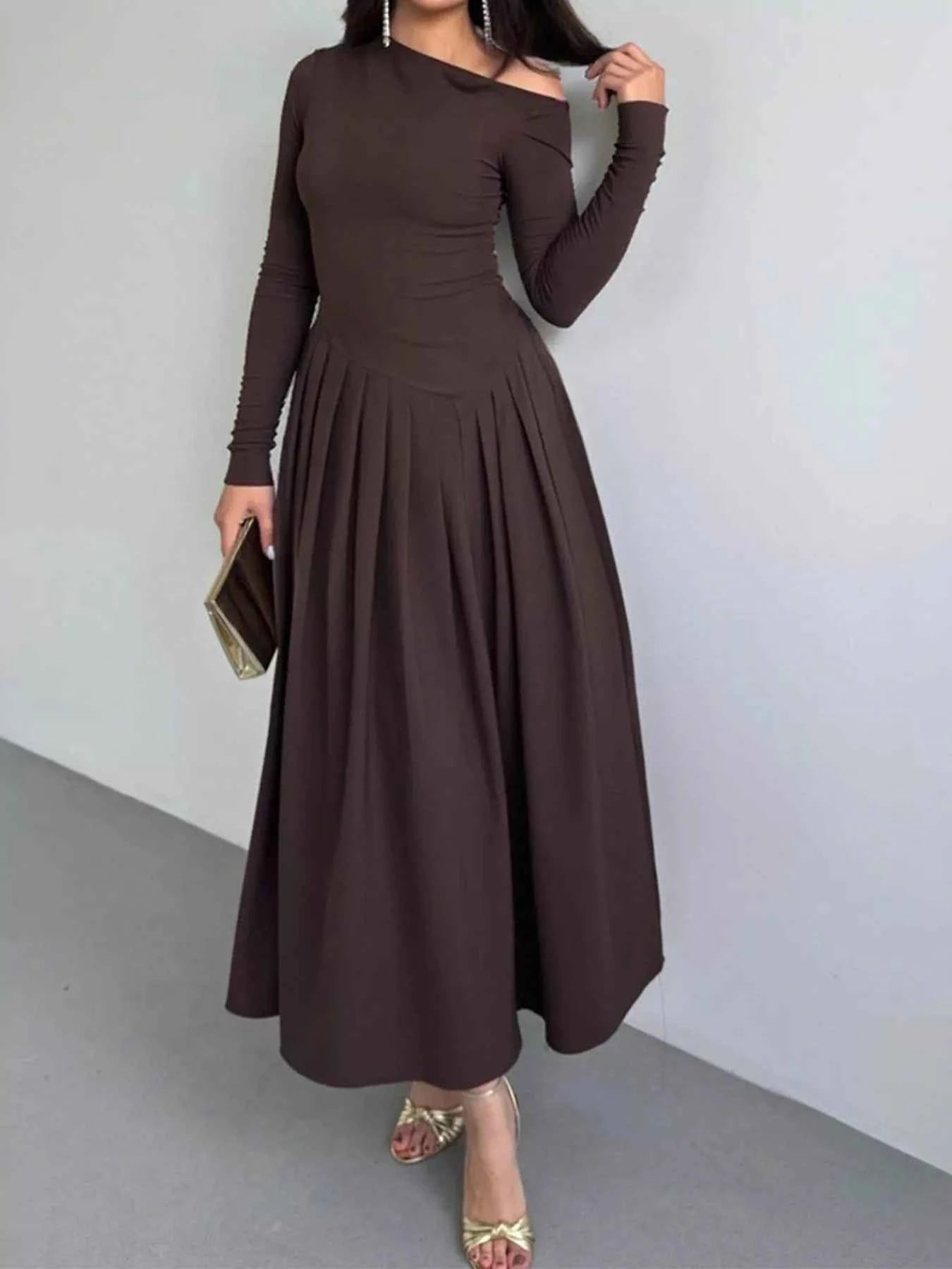 Ruched One Shoulder Long Sleeve Dress fcb2f275957849149f0a9a945214cd25-Max-Origin