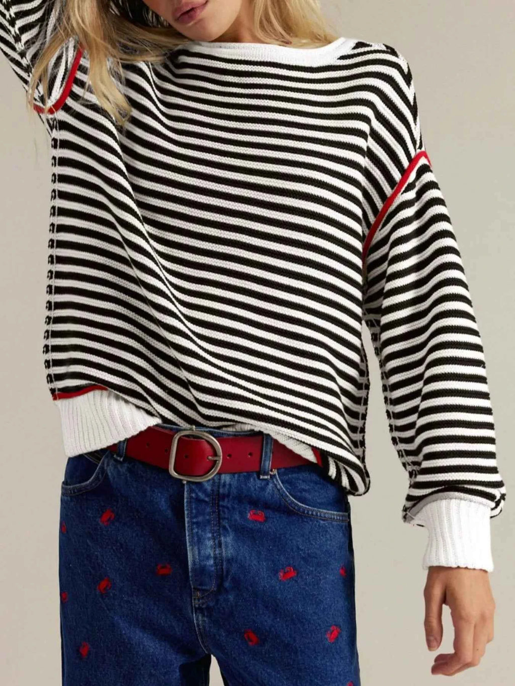 Striped Round Neck Long Sleeve Sweater White fd3a36da-3601-4745-8031-98df65336629-Max-Origin