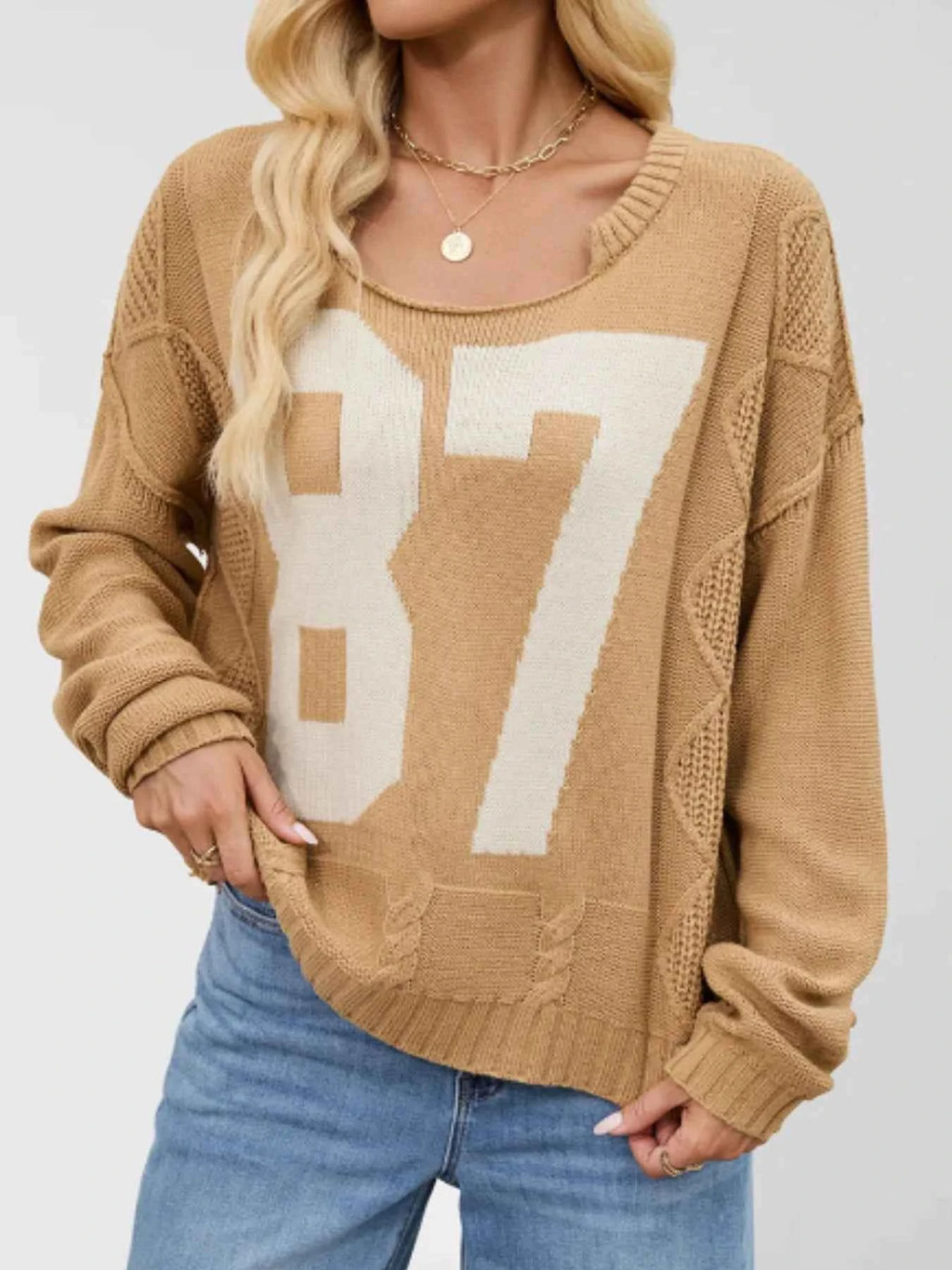Number 81 Oversized Cable Knit Sweater fda17cc0-6f99-4dfe-88c8-6ddb955b3ac2-Max-Origin
