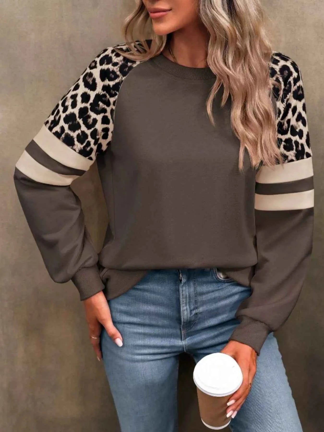Leopard Round Neck Raglan Sleeve Sweatshirt ff2043fc04d948c9993455f77c12970e-Max-Origin