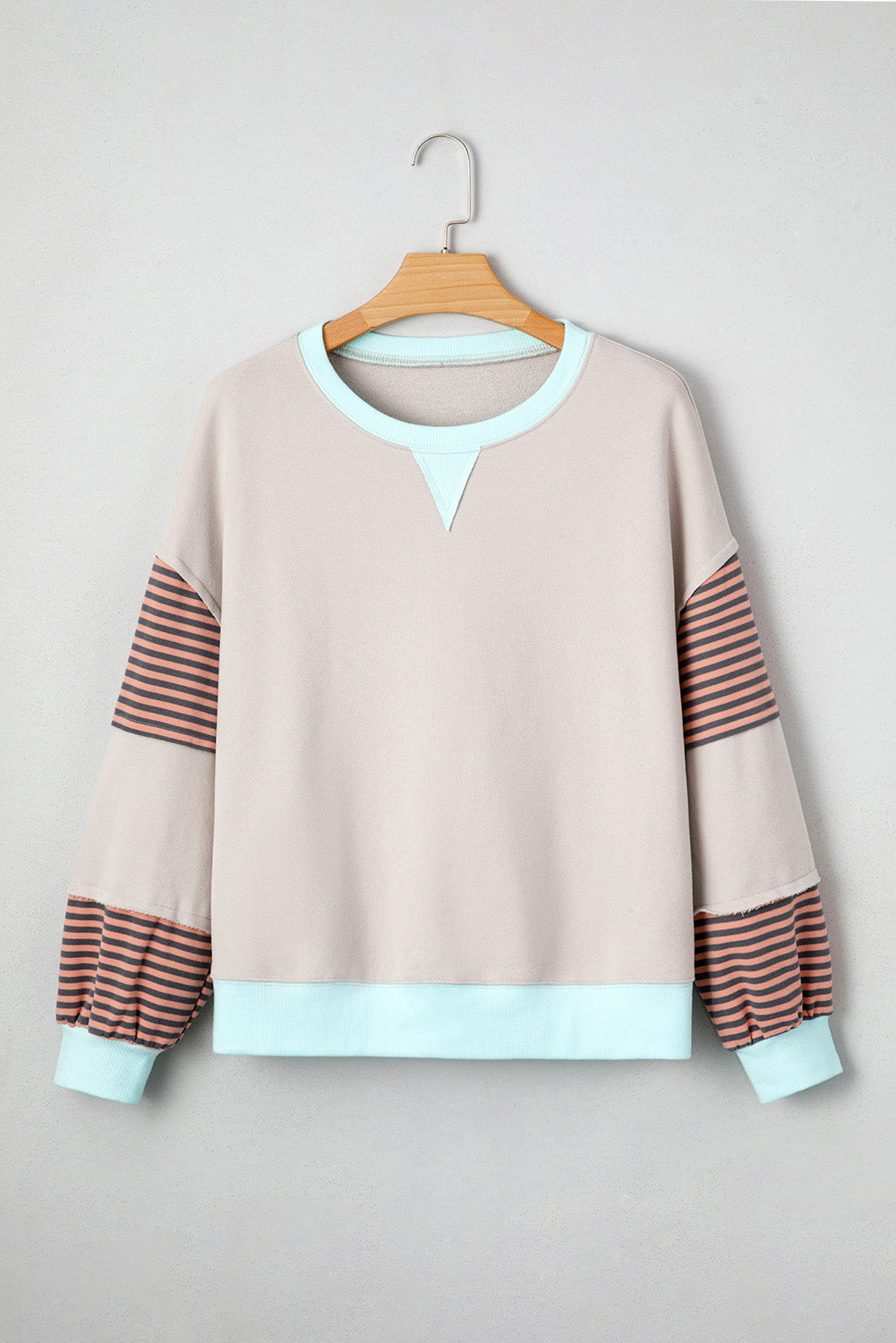 Jet Stream Colorblock Patchwork Striped Sleeve Sweatshirt ffe5ec461240a17b